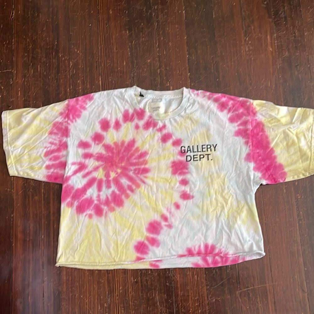 Gallery Dept. Malibu Rd. Cut-off Logo Tee